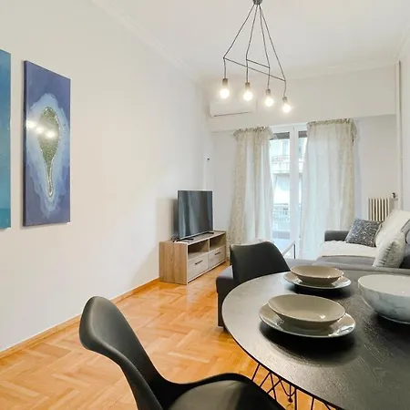 Kodrigktonos Central 77Sqm Apt In Viktoria Athens Exterior photo