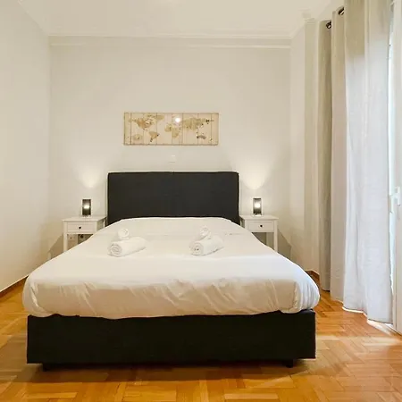 Kodrigktonos Central 77Sqm Apt In Viktoria Athens Exterior photo