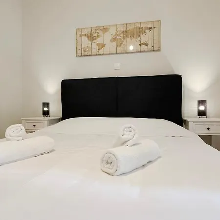 Kodrigktonos Central 77Sqm Apt In Viktoria Athens Exterior photo
